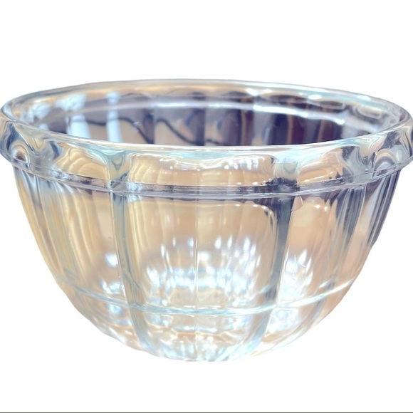 Jaj Pyrex, Small Jelly Mold, Clear Glass, 5 Inch Diameter, Stands On Three Feet - Picture 2 of 4